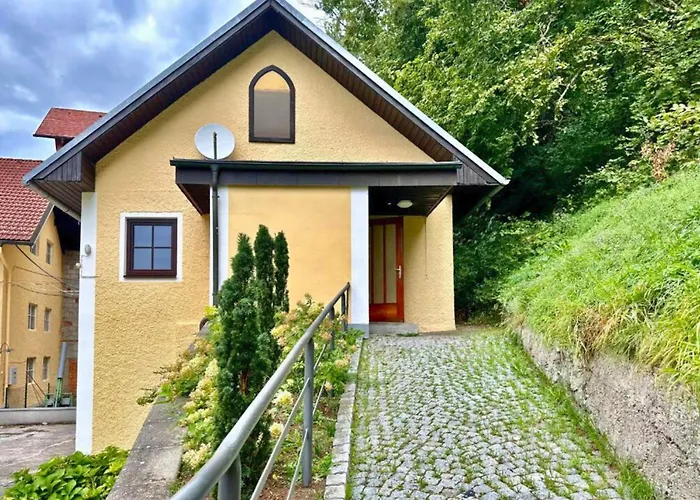 Waldrefugium Nahe Gmunden - Ferienapartment Fuer Familie Und Hund Σπίτι διακοπών *